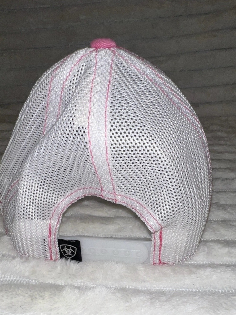 Ariat Women’s Ballcap - Picture 2 of 3